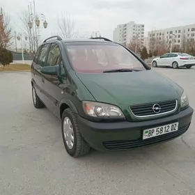 Opel Zafira 2000