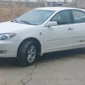 Toyota Camry 2004