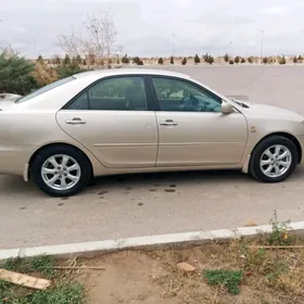 Toyota Camry 2003