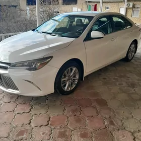 Toyota Camry 2017