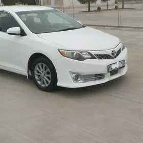 Toyota Camry 2013