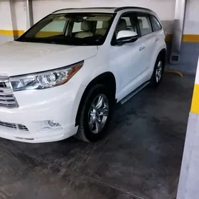 Toyota Highlander 2016