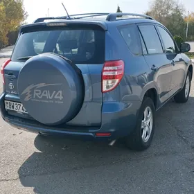 Toyota RAV4 2010