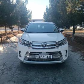 Toyota Highlander 2017