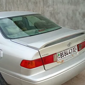 Toyota Camry 2001