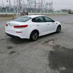 Kia Optima 2020