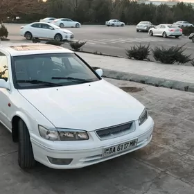 Toyota Camry 2001