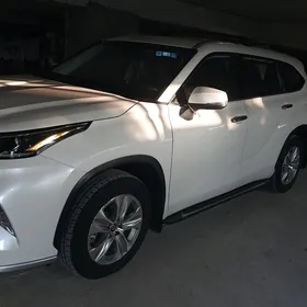 Toyota Highlander 2020