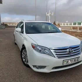 Toyota Avalon 2010