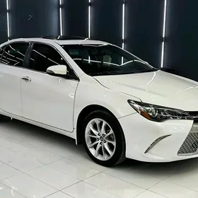 Toyota Camry 2017