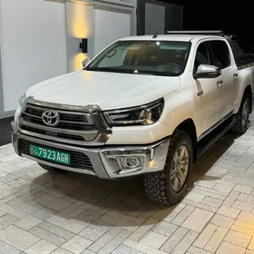 Toyota Hilux 2020