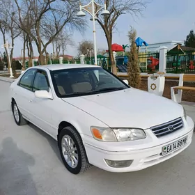 Toyota Camry 2001