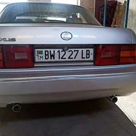 Lexus LS 400 1993