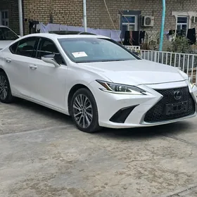 Lexus ES 350 2019