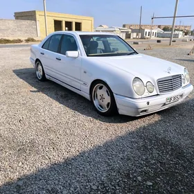 Mercedes-Benz E320 1998