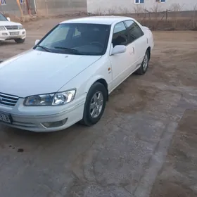 Toyota Camry 1998