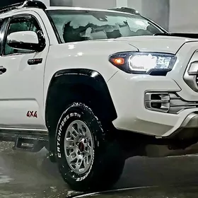 Toyota Tacoma 2018