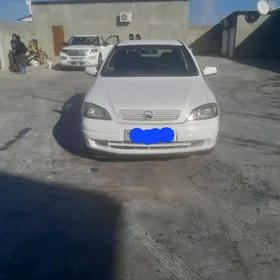 Opel Astra 2003