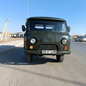 UAZ 452 1987