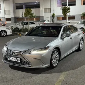 Lexus ES 350 2019