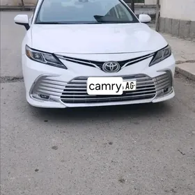 Toyota Camry 2022