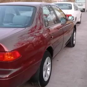 Toyota Camry 2001