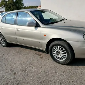 Daewoo Leganza 1999