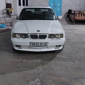 BMW 528 1992