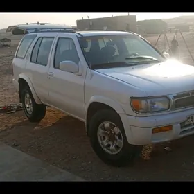 Nissan Pathfinder 1998