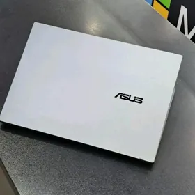 Asus ZenBook OLED Сенсорный