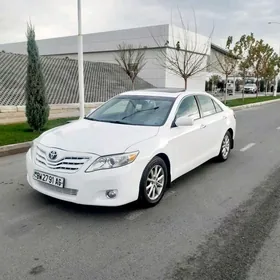 Toyota Camry 2010