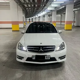 Mercedes-Benz C350 2009