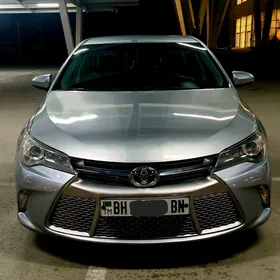 Toyota Camry 2016