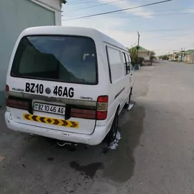 Toyota Hiace 2006