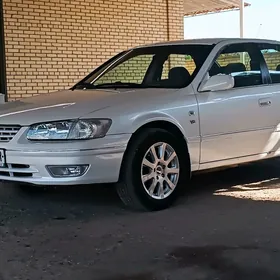 Toyota Camry 2000