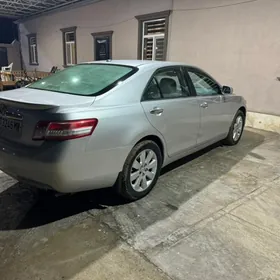 Toyota Camry 2010