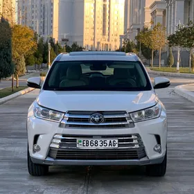 Toyota Highlander 2018