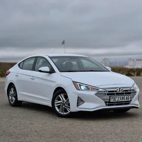 Hyundai Elantra 2019