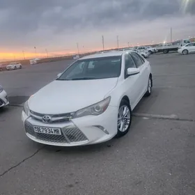 Toyota Camry 2016