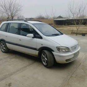 Opel Zafira 2004