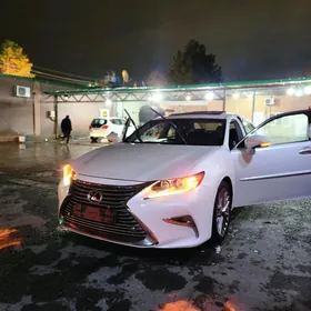 Lexus ES 350 2017