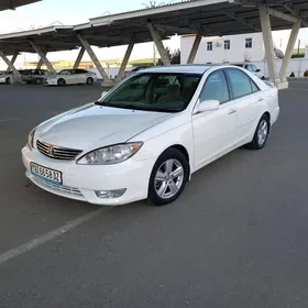 Toyota Camry 2004