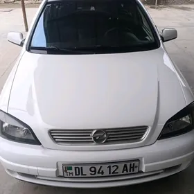 Opel Astra 2003