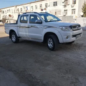 Toyota Hilux 2010