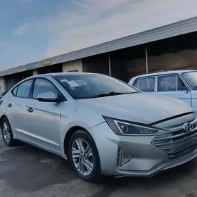 Hyundai Elantra 2019