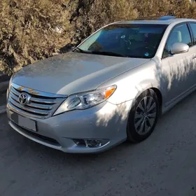 Toyota Avalon 2011