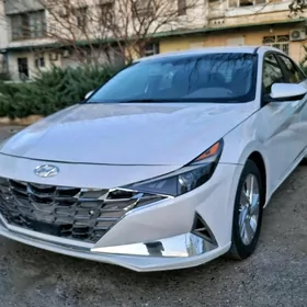 Hyundai Elantra 2021