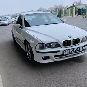 BMW E39 2001