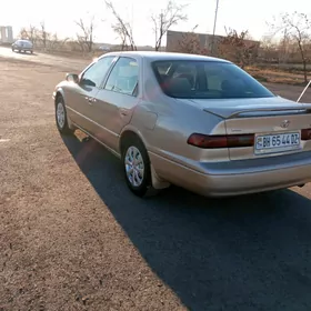 Toyota Camry 1998