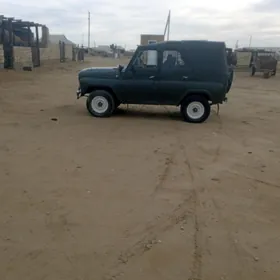 UAZ 469 1986